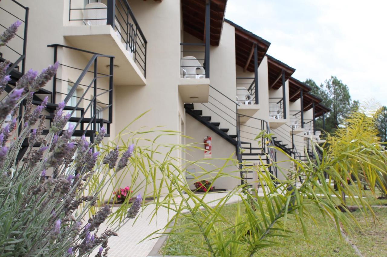 Brisas Del Lago Apartamentos Колон Екстер'єр фото