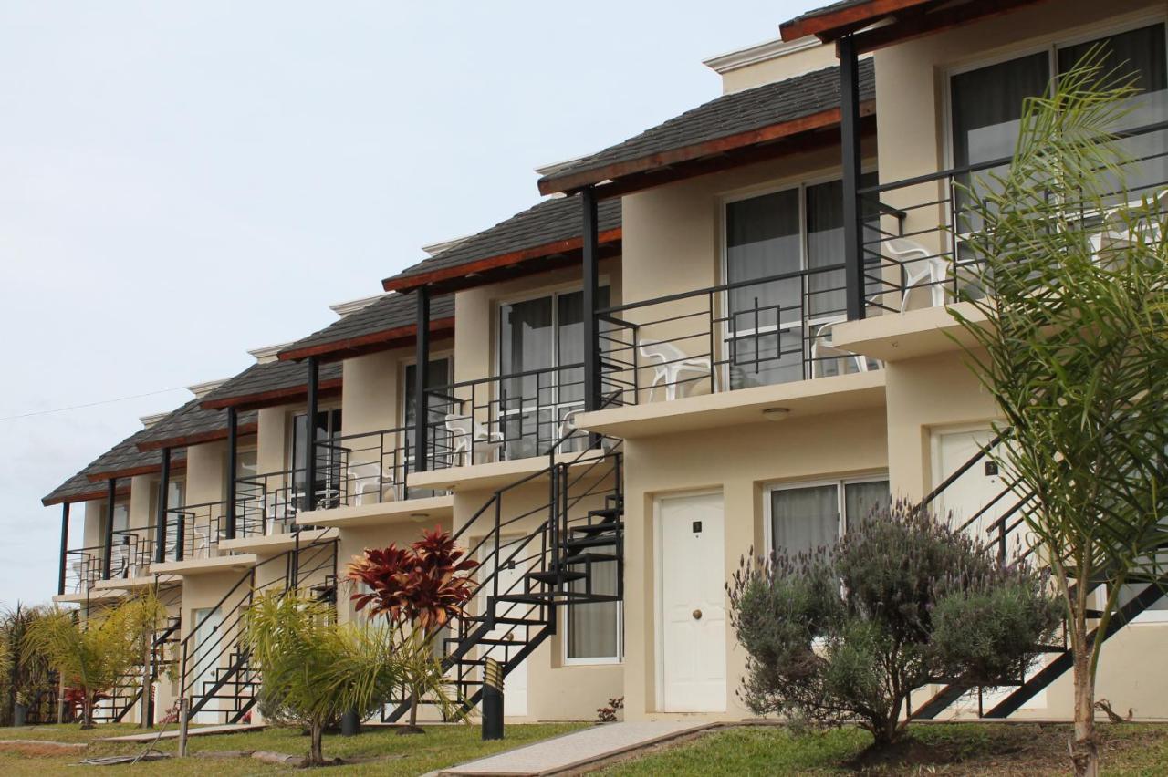 Brisas Del Lago Apartamentos Колон Екстер'єр фото