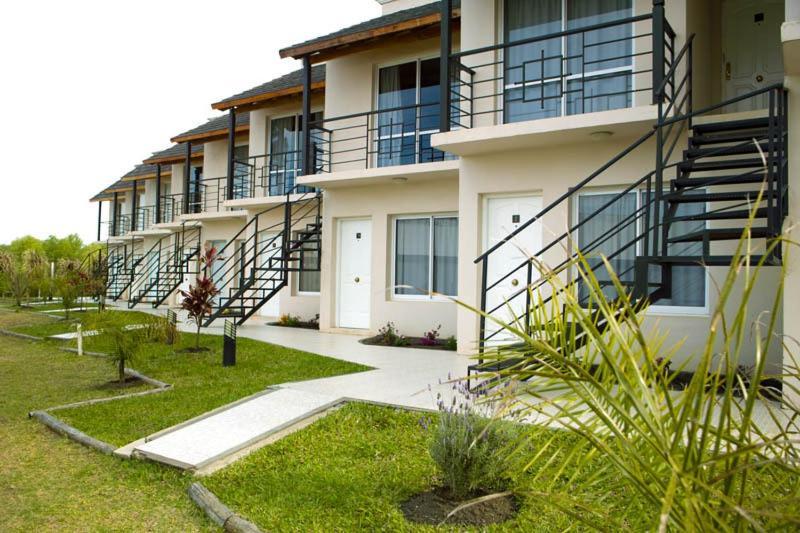 Brisas Del Lago Apartamentos Колон Екстер'єр фото