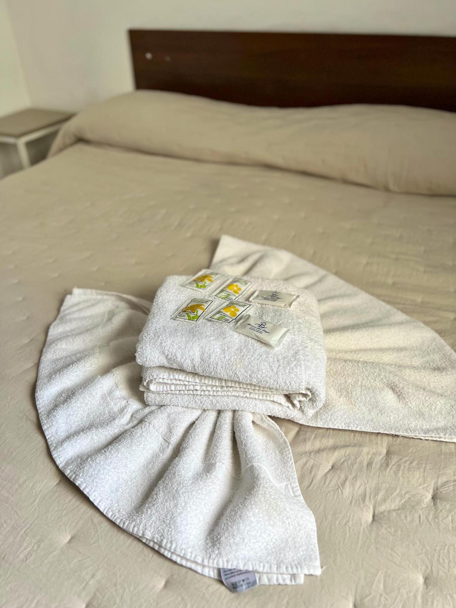 Brisas Del Lago Apartamentos Колон Екстер'єр фото